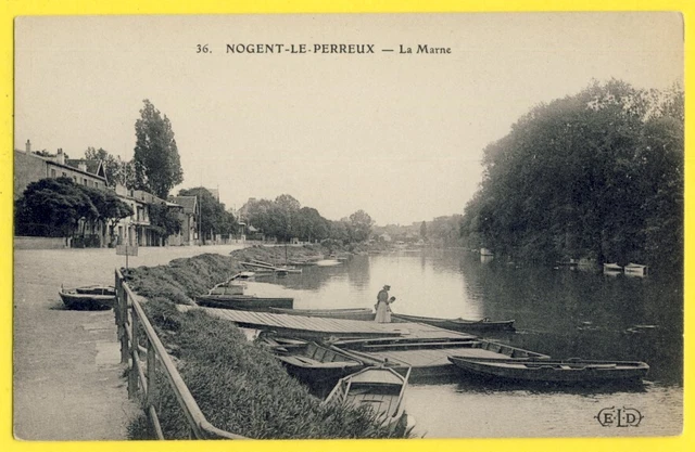 cpa 94 - NOGENT LE PERREUX sur MARNE Embarcadère Barques