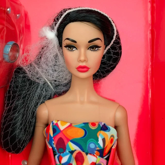 New NRFB Integrity Toys Fashion Royalty Poppy Parker Island Time Dressed Doll