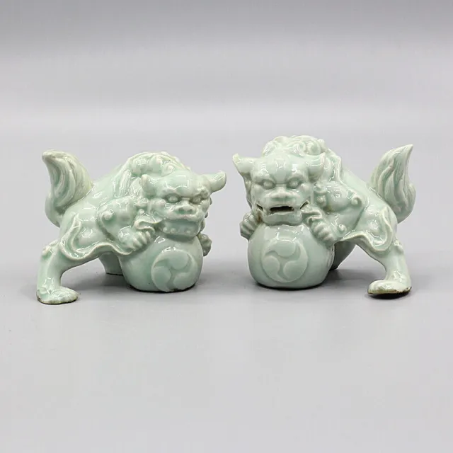 Chinese Song Hutian Kiln Celadon Porcelain Figurine Foo Fu Dog Lion Statue 3.54"