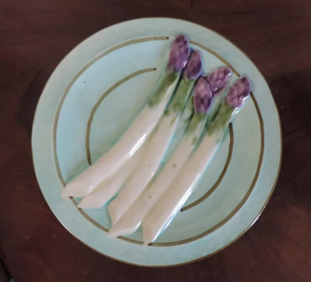 Assiette asperges majolique vintage moulée en relief française FFAS fabriquée en France 2