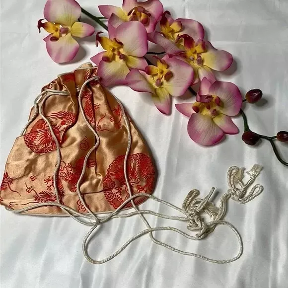 Vintage women's orange red antique silk Chinese pouch GUC