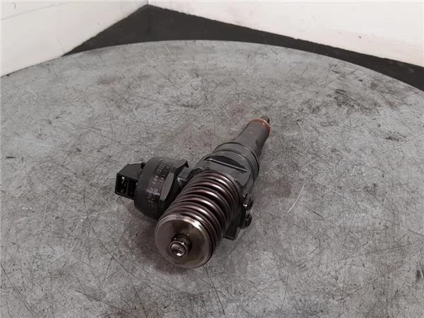 0414720216 injecteur pour FORD GALAXY (VY) 1.9 AMBIENTE 988656