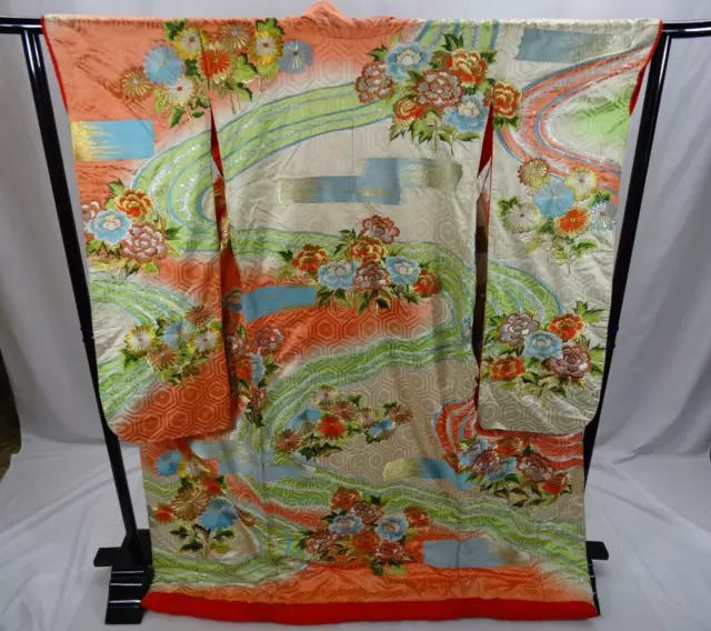 Japanese Kimono Uchikake  Wedding Pure Silk  japan　001