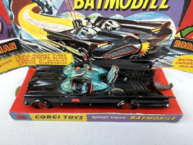 Batman - Corgi Ref.267 - Batmobile "1ère version" 1966 1/36ème