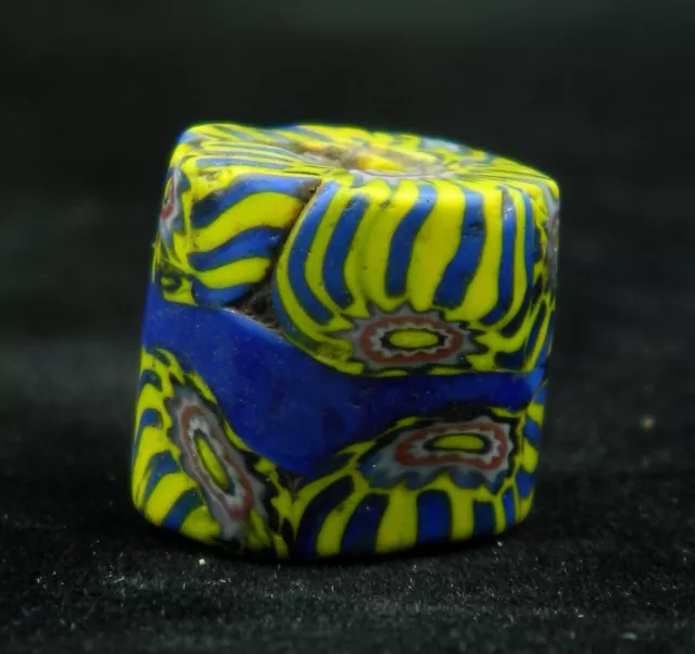 KYRA MINT-ANCIENT Venetian MILLEFIORI Bead-11.9 mm til 12.5 mm dia -1800s /1900s