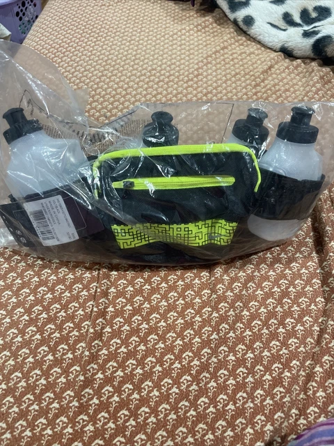 Nike running accessories power 4 bottles waistpack 6oz Volt/ Black Unisex Nike running accessories power 4 bottles waistpack 6oz Volt/ Black Unisex