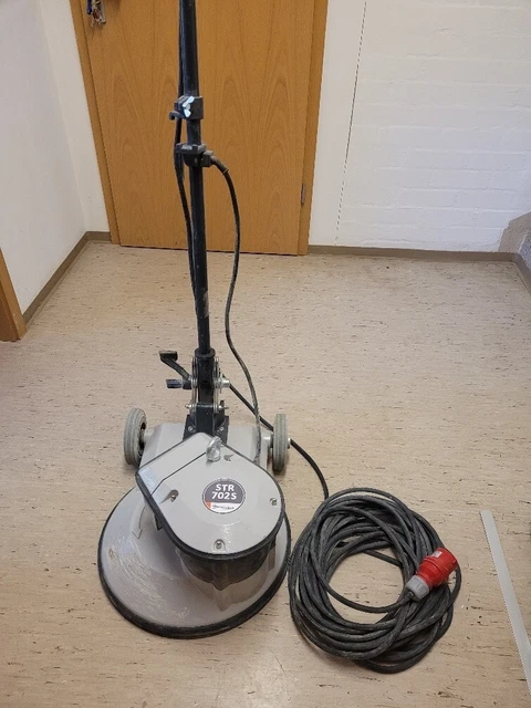 Schwamborn Vielzweckmaschine STR 702S