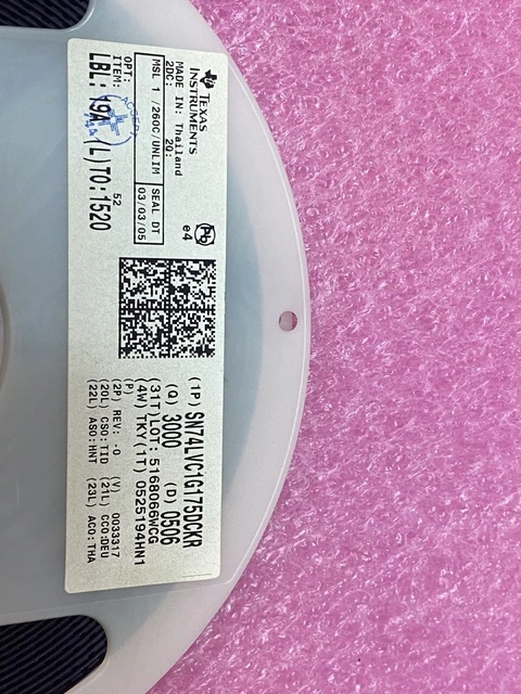 Lot X 1000 SN74LVC1G175DCKR Tongs Simple Type D Flip-Flop