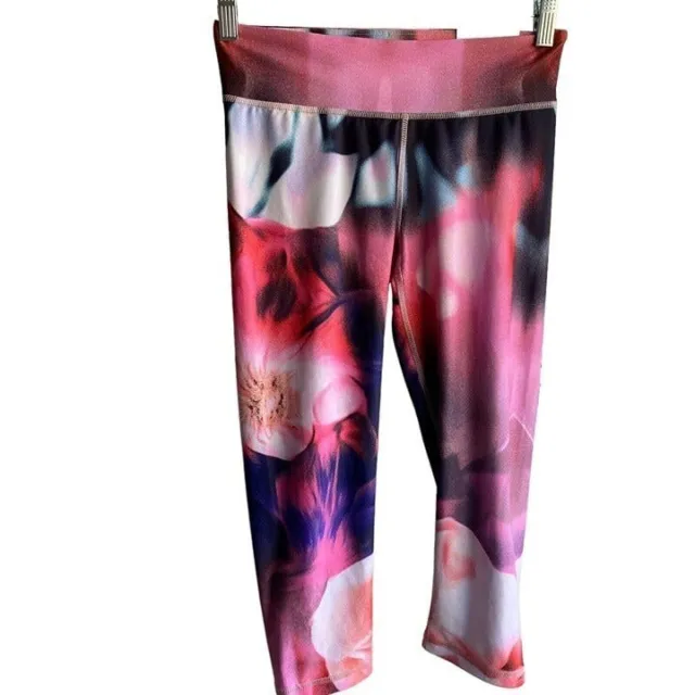 Live Love Dream Pink Womens Flowered Leggings Sz M No Sweat Water Wicking Tech