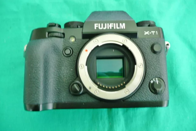 Fujifilm X-T1 Body in OVP.Top! 3