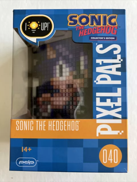 Sonic The Hedgehog Pixel Pals Light Up Souvenir Game Figure Collectors Edition