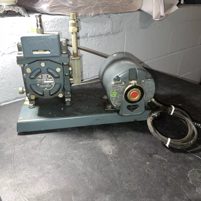 Welch Duo-Seal Two Stage Vacuum Pump General Electric 5KH35KG Works