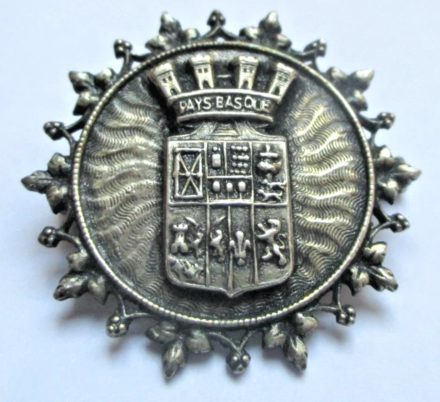 Broche Vintage Pays Basque Argentée - Étoile, Fleur De Lys, Lion, Arbre, Marque Oritza