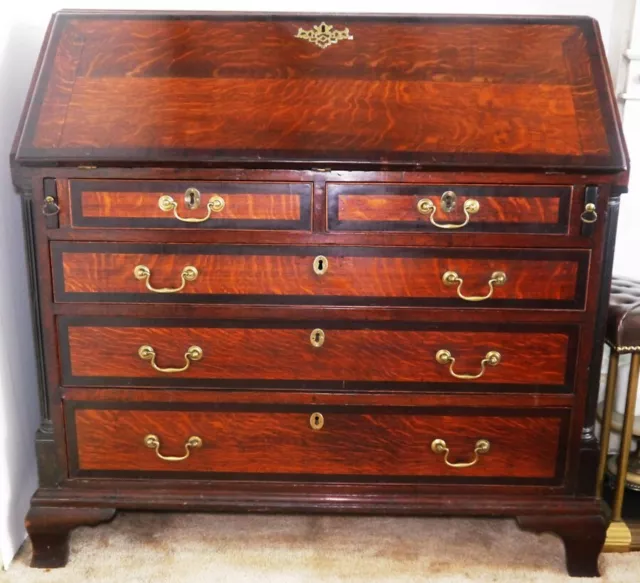 Good Antique Georgian Oak and Mahogany Classic Lancashire Area Bureau circa 1780