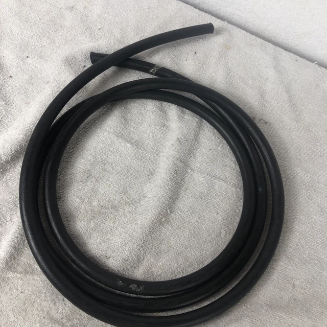 8 Foot 1/4” Gates 4G1 Flame Resistance #EN853 Max Psi 3275 Hydraulic Hose (4013)