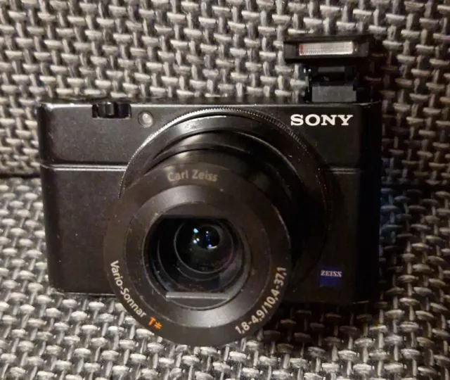 Sony DSC-RX100 - kompakte Digitalkamera mit 1 Zoll Sensor