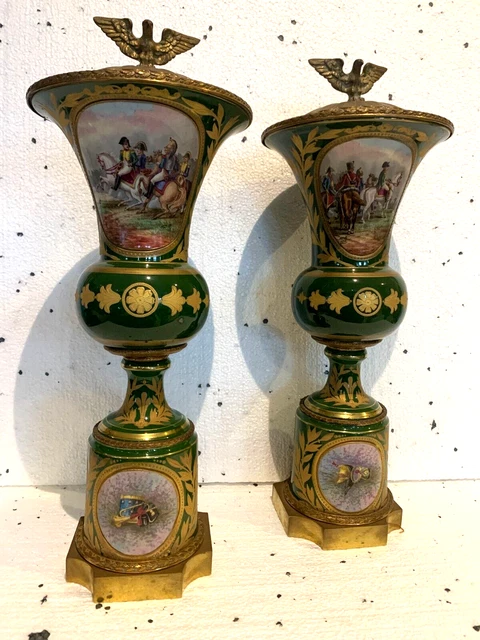 Paire de lit de style Empire en fonte patiné XX siècle Bleu Métal