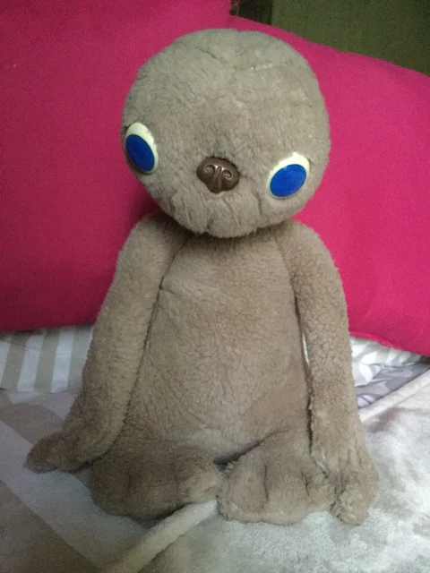 PELUCHE E.T L'EXTRA TERRESTRE MADE IN FRANCE 1982 UNIVERSAL