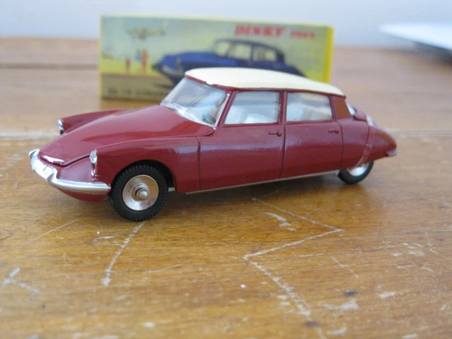 CITROËN DS 19 - ECHELLE 1/43ème DINKY TOYS N°530 REEDITIONS ATLAS