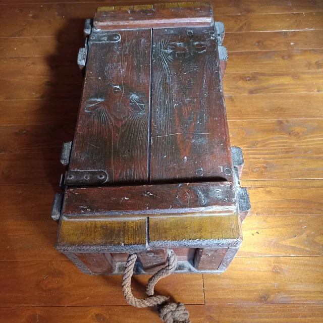 Ancienne caisse à outil - Bricolage