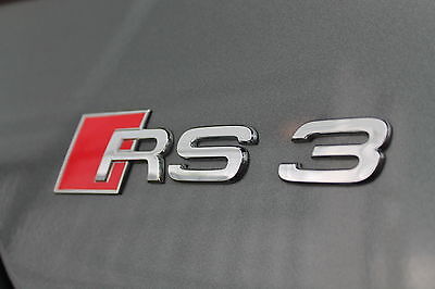 Audi 8P0853651T MOJ RS3 scritta Audi RS3 scritta emblema anteriore 