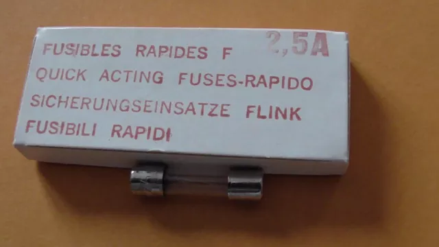10 FUSIBLES en VERRE  5x20  2,5A Temporisé 250V   FSP  FUSIBLE