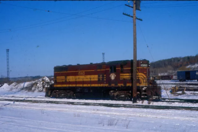 Boston & Maine (B&M) # 1560 @  Mechanicville  R