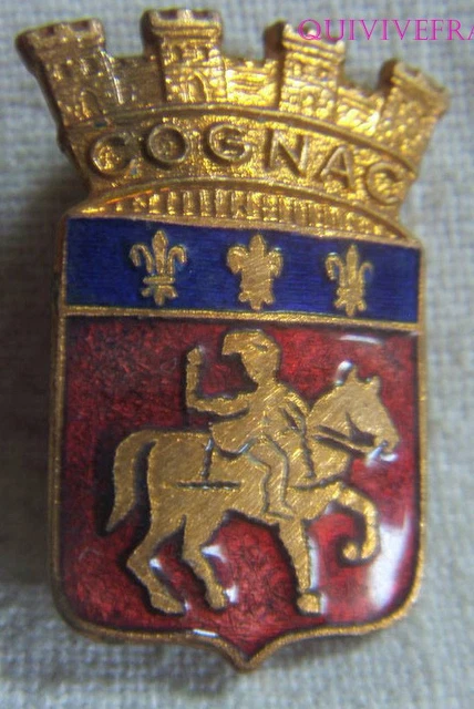 BG7568 - INSIGNE BADGE BLASON DE SAINTE MAXIME