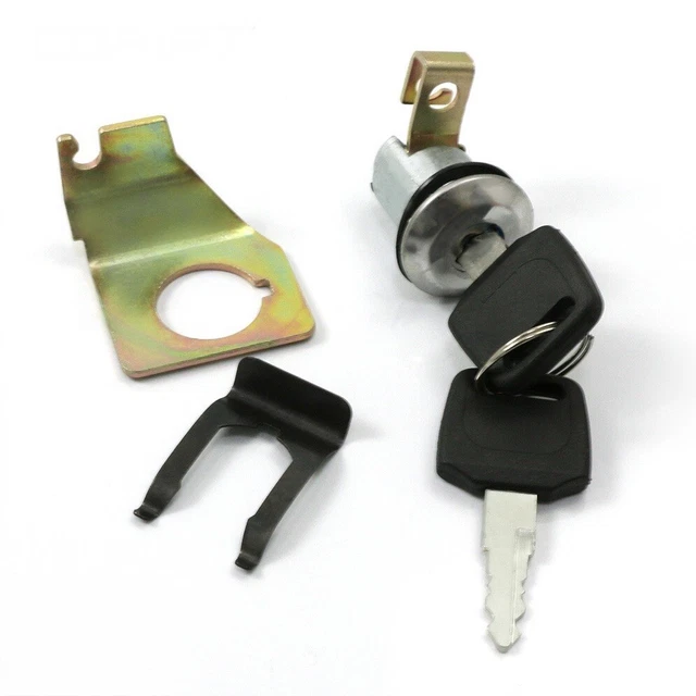 Verrou Loquet De Selle Yamaha FZ6 S1 (2004-2006) - Pièce D'occasion, Origine Japon