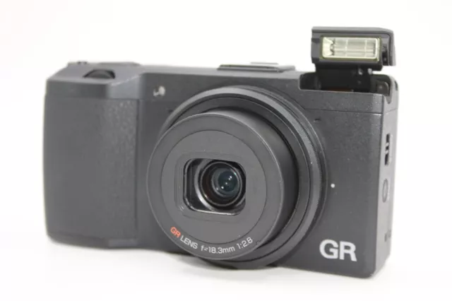 ONLY 1682 SHOTS【NEAR MINT】Ricoh GR 16.2MP Digital Camera - Black 2
