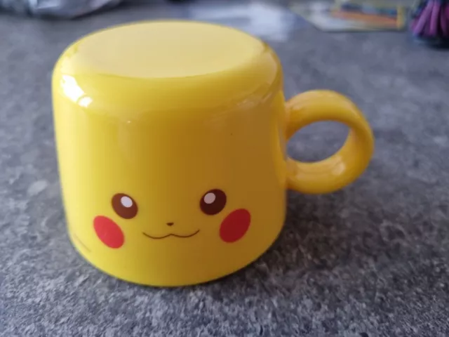 Pokemon Centre Exclusive Pikachu Bottletop Cup