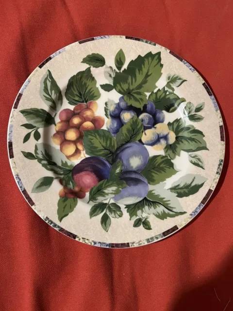 Oneida Sakura Sonoma Excell Stoneware Fruit Pattern Grape Plums Salad Plate 8 In