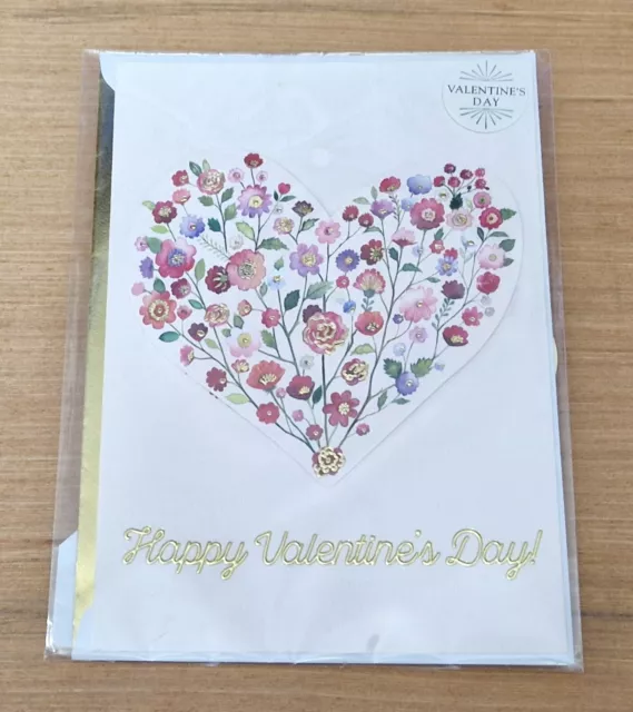 Punch Studio Happy Valentines Day Tarjeta Hermoso Diseño de Corazón con Flores