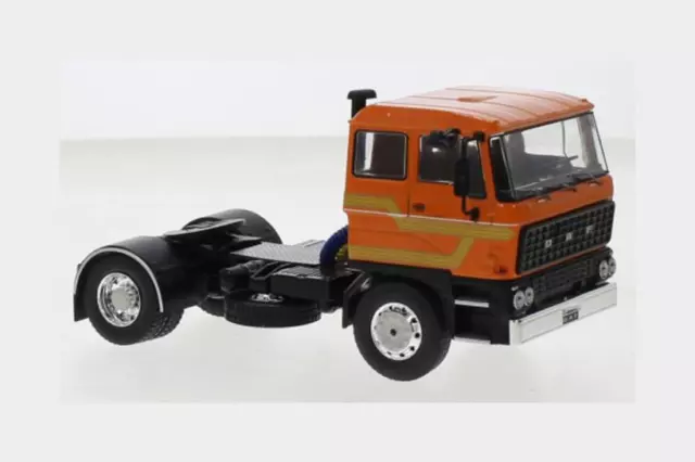 1:43 IXO Daf 2800 Tractor Truck 2-Assi 1975 Orange Black TR146.22