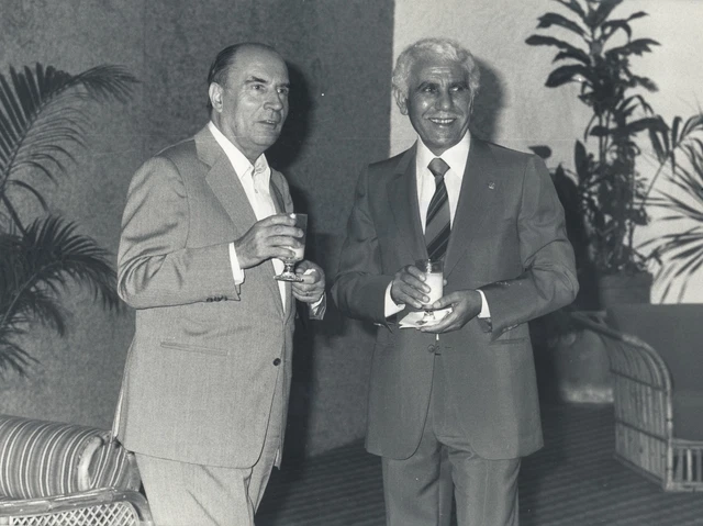 1981 FRANÇOIS MITTERRAND et Chadli Bendjedid Président Algérien EUR 25,00 - PicClick FR