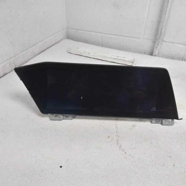 Info-GPS-TV Screen Display Screen Front Dash Fits 19-20 X7 943713