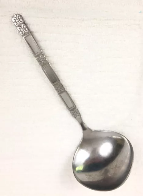 Oneida MADRID Gravy Ladle Community Stainless Flatware No black accent 1989 disc