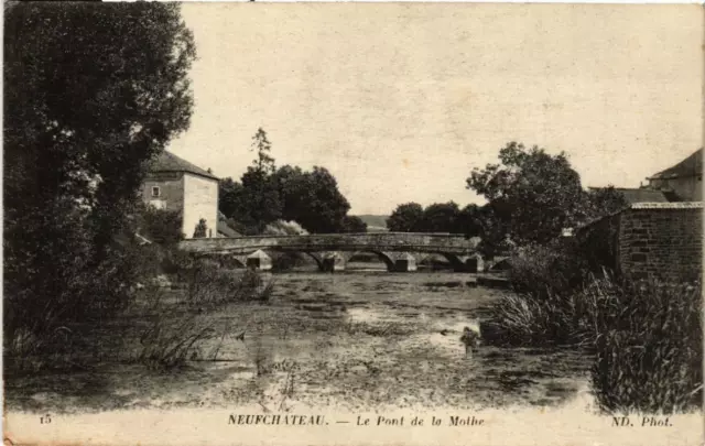 CPA NEUFCHATEAU Le Pont de la Mothe. (398187)