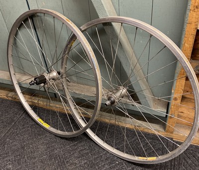 Bontrager Corvair 26" MOUNTAIN BIKE BICI VINTAGE Set Ruota 8 velocità cassetta Shimano 