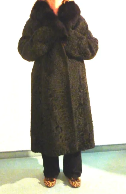 PELLICCIA,  cappotto, PERSIANO  nero con collo di volpe nero.