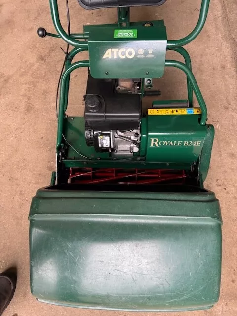 Atco Royale b24 lawnmower Fully Serviced & Ready to use with Seat & Grass Box 2