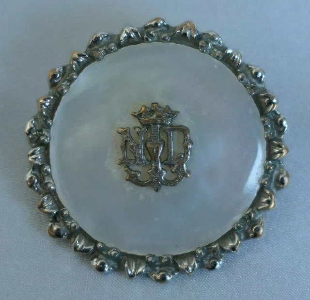 Broche Vintage Argent Et Nacre – Monogramme ND, Bijou Ancien 1591