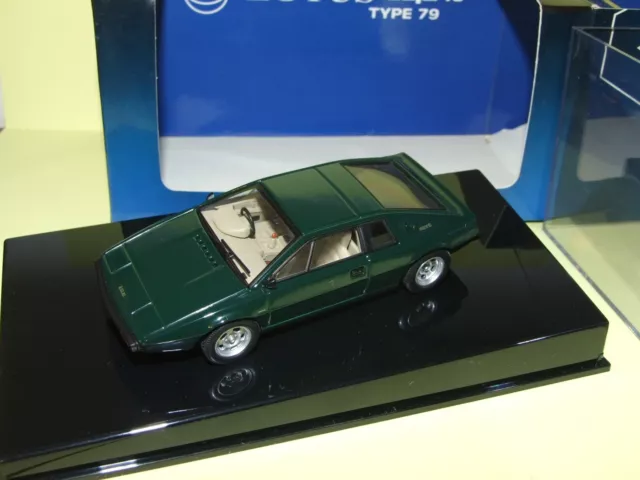 LOTUS ESPRIT TYPE 79 Vert AUTOART 1:43