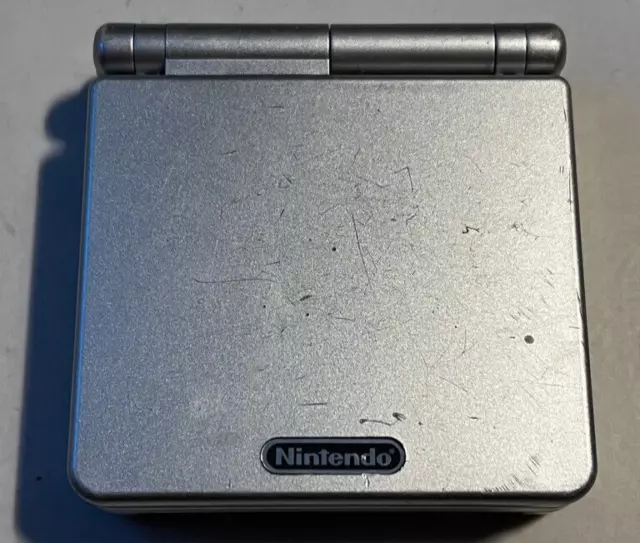 Nintendo Game Boy Advance SP Silber Konsole AGS-001