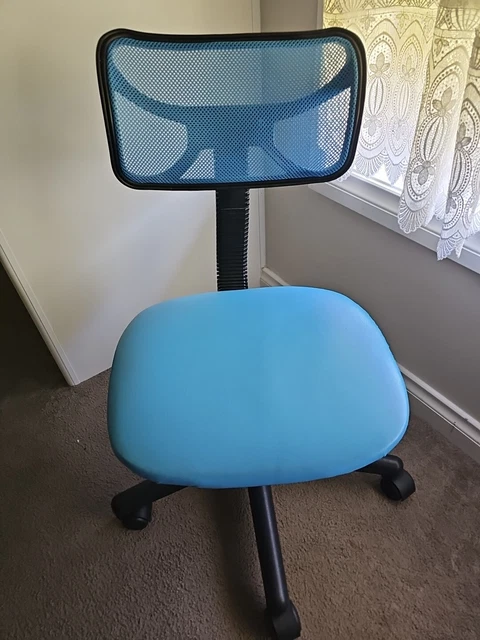 Charlie student online chair