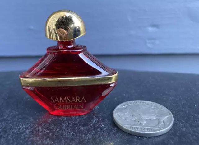 VINTAGE MICRO MINIATURE bottle of perfume parfum Guerlain Samsara 2ml ...