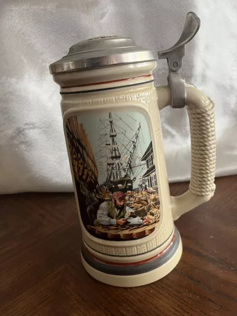 VINTAGE NWT 1986 Avon  THE SHIPBUILDER  The Building of America Stein Collection