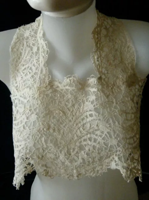 Antique Plastron Collar linen Bedfordshire h done bobbin lace from England