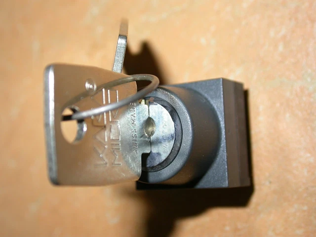 Interruttore A Chiave 1A 30V Interruttore A Chiave Super Piccolo 1A/30V - Ideale Per Modellismo, Elettronica E Progetti Fai-da-te Makita Tassellatore - Foto 5