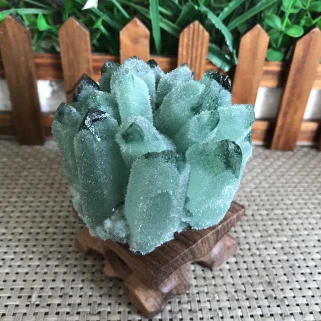 400g New Find Green Phantom Quartz Crystal Cluster Mineral Specimen Healing 3